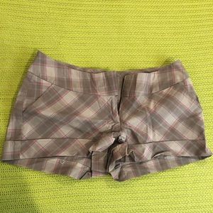 Wet Seal juniors plaid shorts